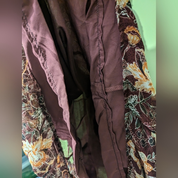 Bb Dakota smock off shoulder criss cross sleeveless dress in purple floral print - Picture 7 of 16